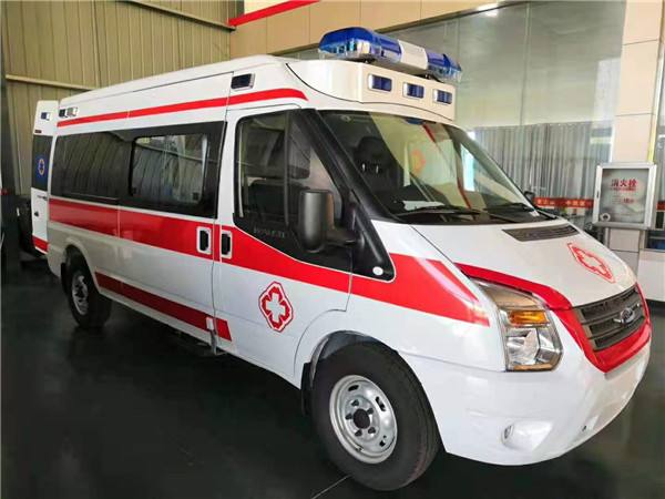 岳阳福特V362救护车
